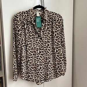 New Lightweight flowy womens blouse.